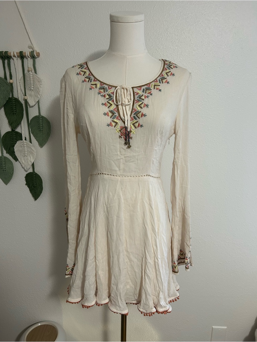 Ecote Cream Boho Embroidered Long-Sleeve Dress
